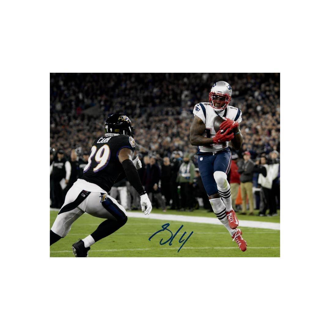 Mohammed Sanu Sr. New England Patriots printed signature-style 8x10 photo art reprint, product image 2 of 3; not hand-autographed