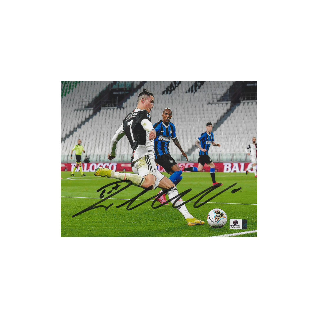 Cristiano Ronaldo Juventus FC Autographed 8x10 Photo coa - Fan Freaks
