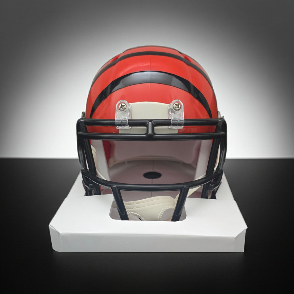 A.J. Green Cincinnatti Bengals Autographed Riddell Mini Helmet coa