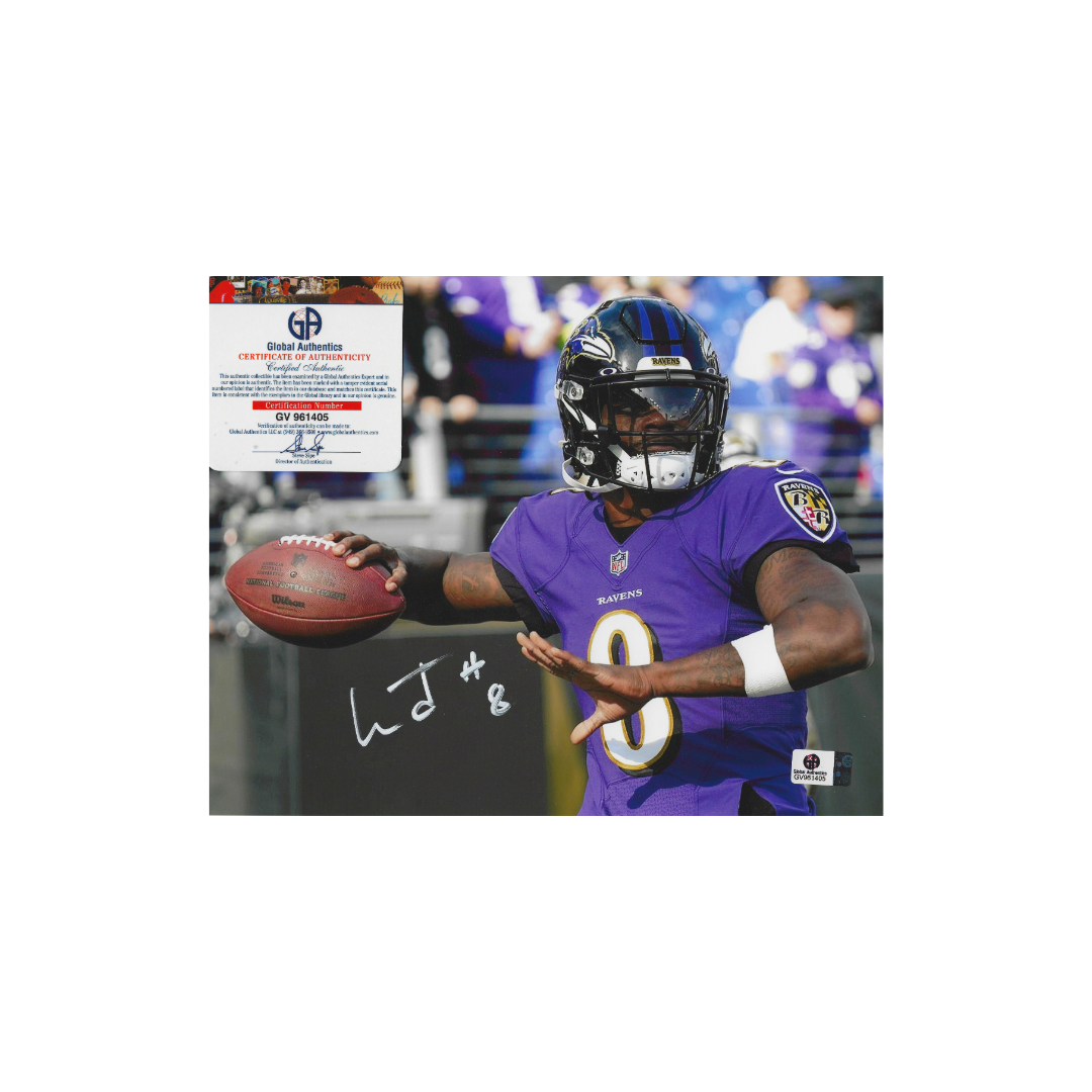 Lamar Jackson Baltimore Ravens Autographed 8x10 Photo With COA - Fan Freaks