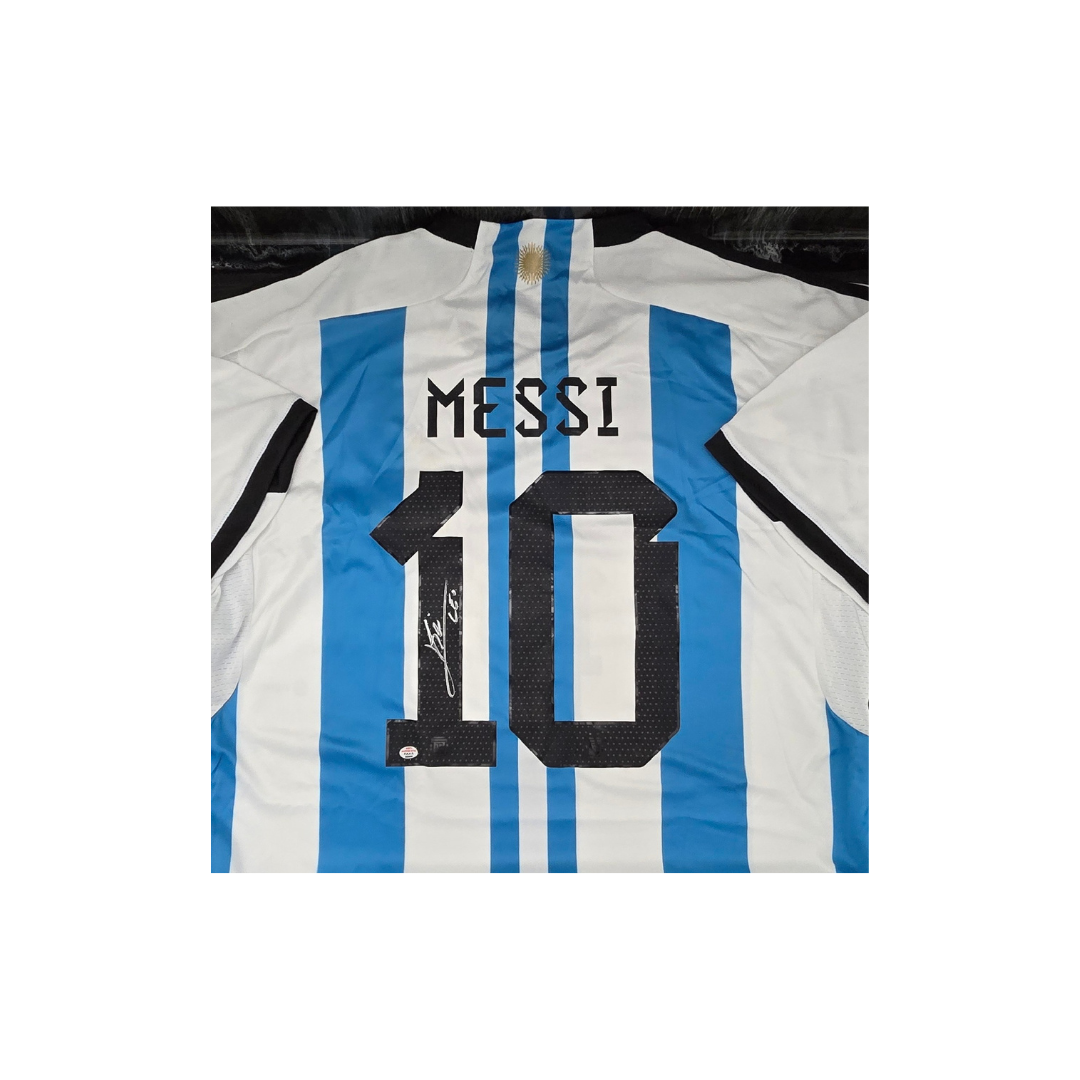 Leo Messi of Argentina autographed soccer jersey With COA