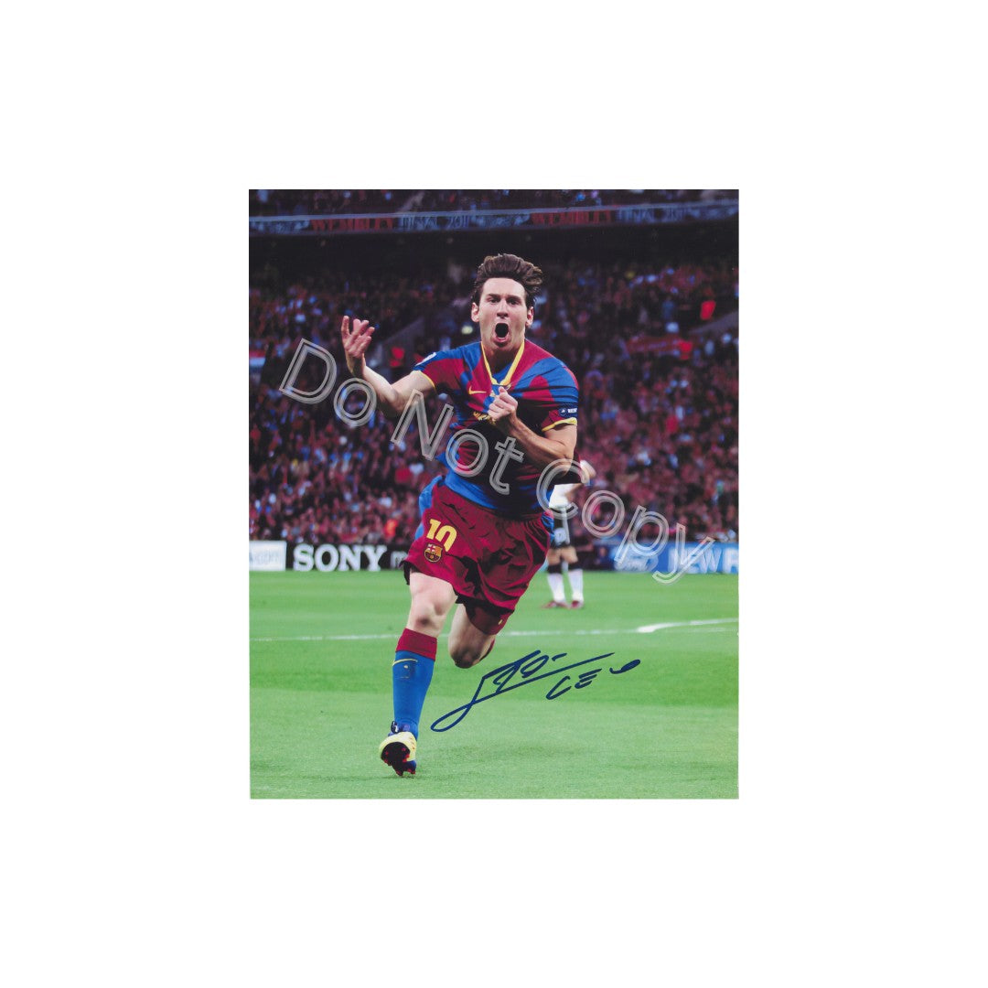 Lionel Messi Autographed 8x10 Photo Reprint - Fan Freaks