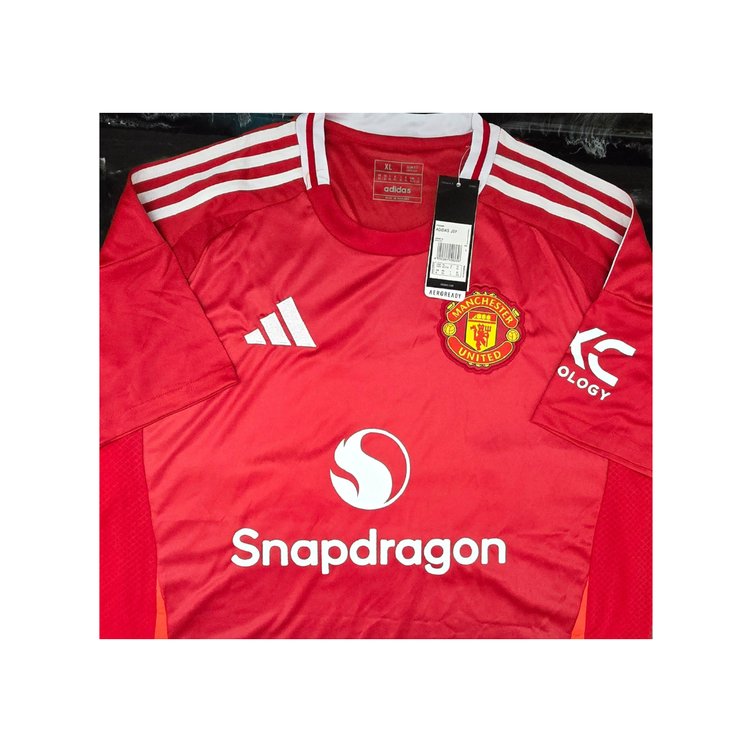 Cristiano Ronaldo of Manchester United signed soccer jersey With COA