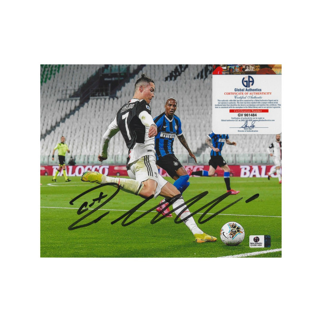 Cristiano Ronaldo Juventus FC Signed 8x10 Photo coa