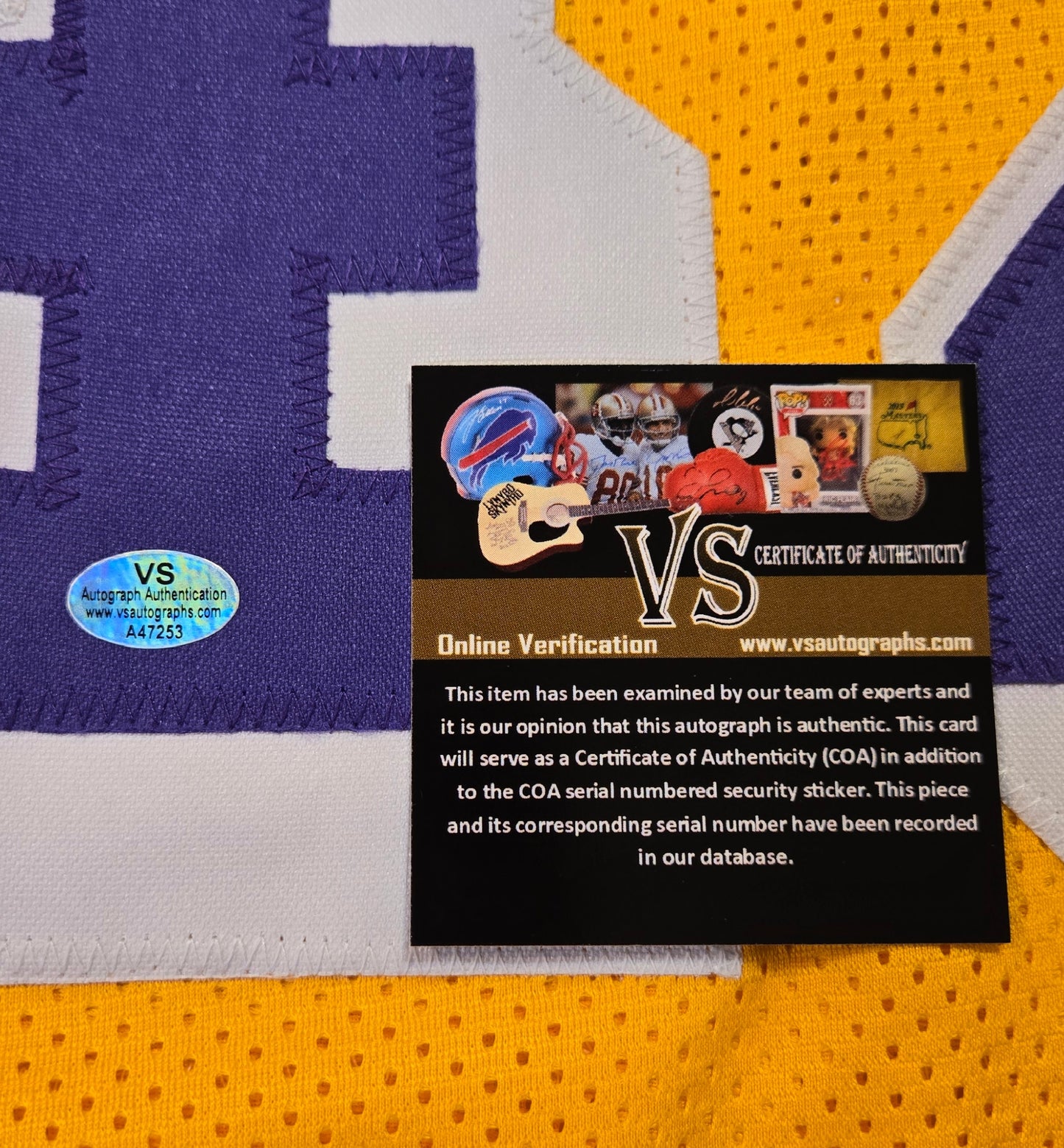 JAMES WORTHY SIGNED LOS ANGELES LAKERS JERSEY WITH COA