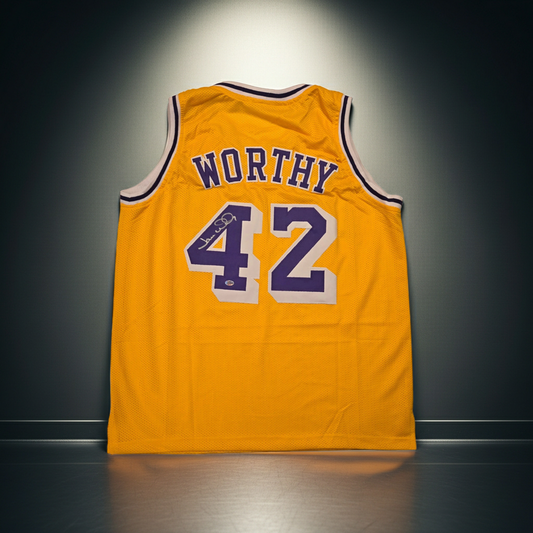 JAMES WORTHY SIGNED LOS ANGELES LAKERS JERSEY WITH COA