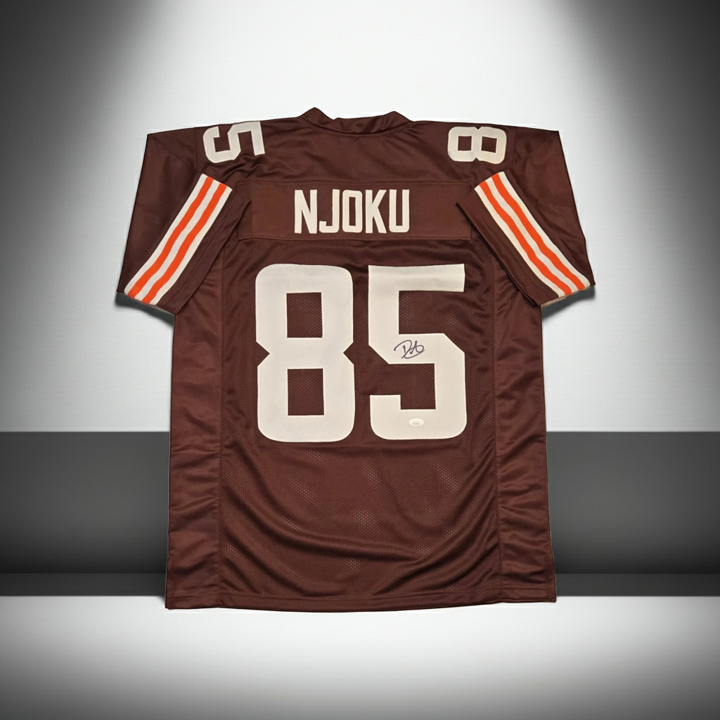 David Njoku of the Cleveland Browns signed football jersey JSA COA (XL)