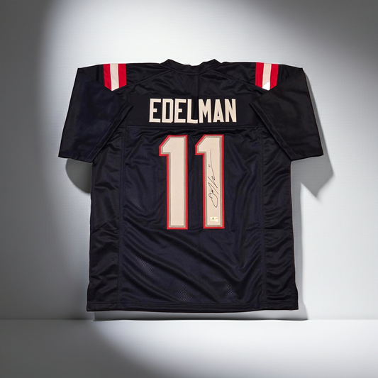 Julian Edelman New England Patriots Autographed Football Jersey coa (XL)