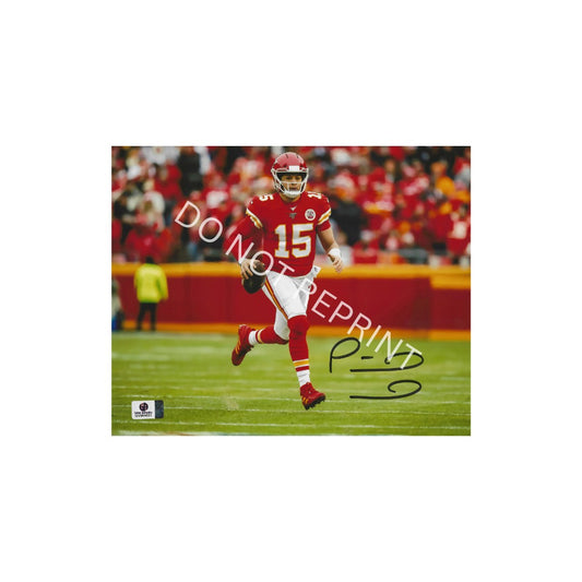 Patrick Mahomes Kansas City Chiefs Autographed 8x10 Photo Reprint - Fan Freaks