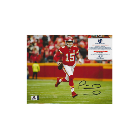 Patrick Mahomes Kansas City Chiefs Autographed 8x10 Photo With COA - Fan Freaks