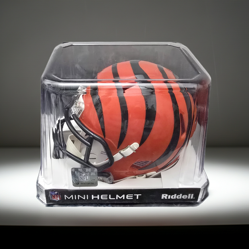 A.J. Green Cincinnatti Bengals Autographed Riddell Mini Helmet coa
