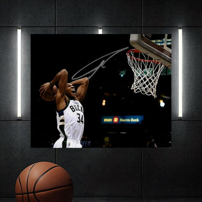 Giannis Antetokounmpo Milwaukee Bucks signature-style photo reprint – 8x10 Art Print