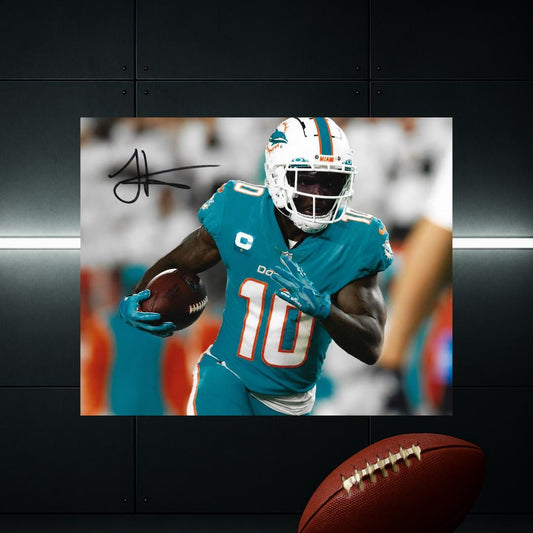 Tyreek Hill Miami Dolphins Signed Photo Reprint – 8x10 Art Print