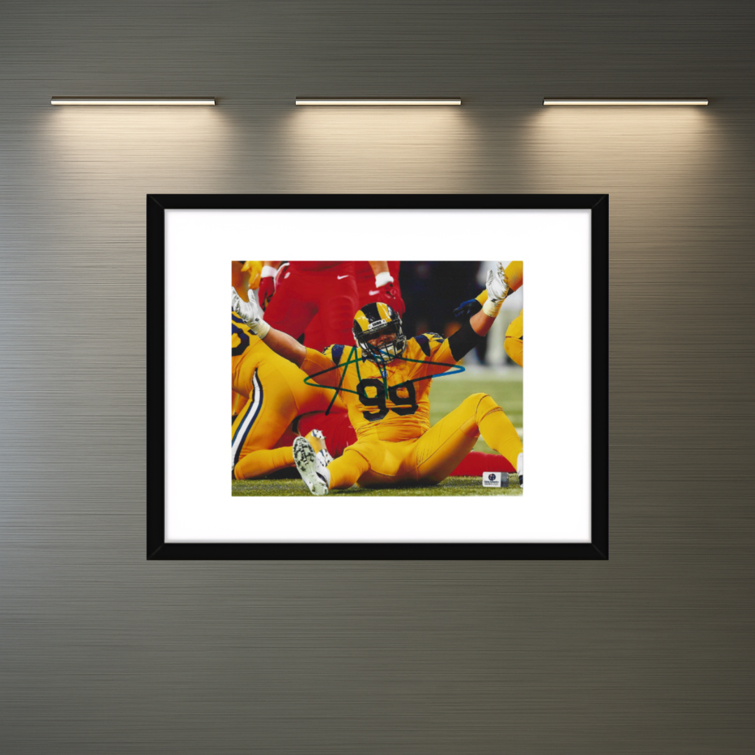 Aaron Donald Los Angeles Rams Autographed 8x10 Photo coa W/Frame