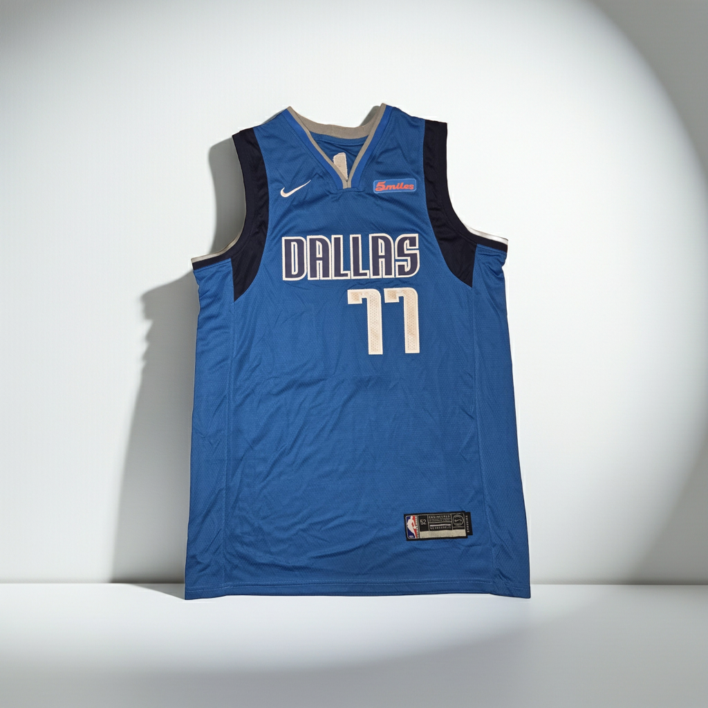Luka Doncic Signed Jersey Dallas Mavericks W/COA