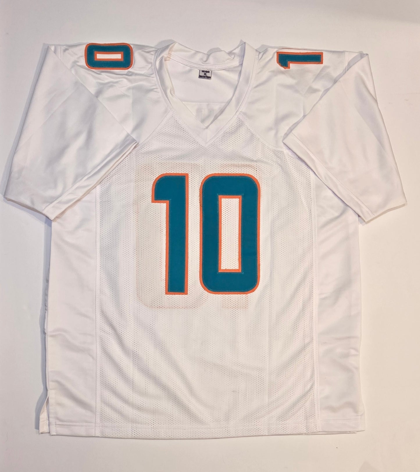 Tyreek Hill Miami Dolphins Autographed Custom Football Jersey coa (XL)