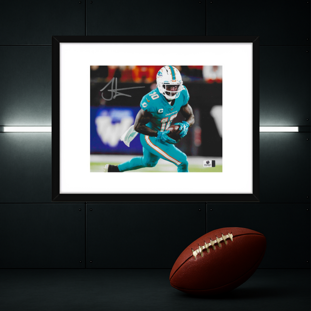Tyreek Hill Dolphins Autographed 8x10 Photo coa W/Frame
