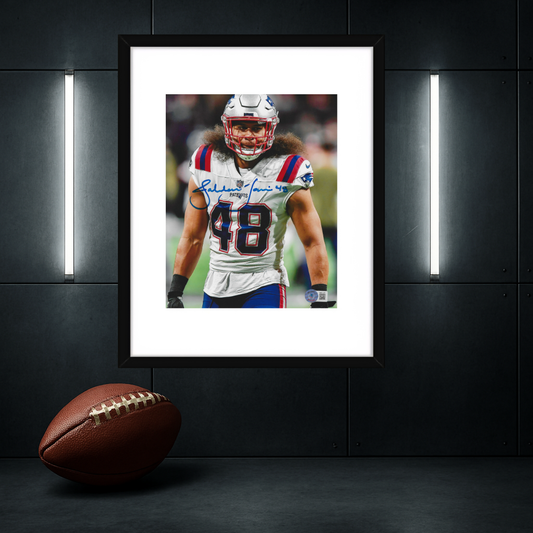 Jehlani Tavai New England Patriots Autographed 8x10 Photo Hologram W/Frame