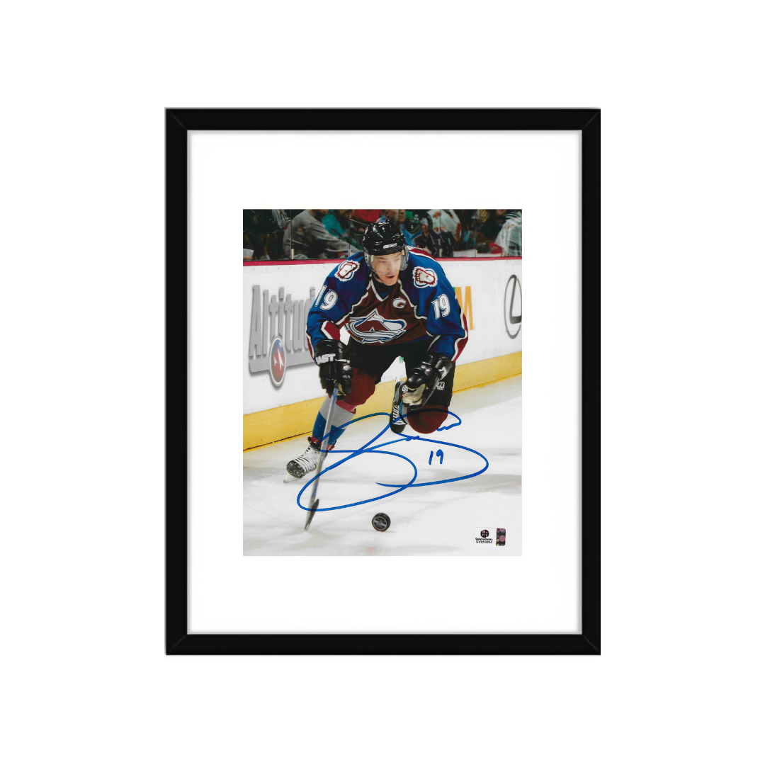 Joe Sakic Colorado Avalanche Autographed 8x10 Photo coa W/Frame - Fan Freaks