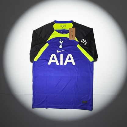 Front view of Harry Kane Tottenham Hotspur autographed 2022-23 Nike third soccer jersey with COA