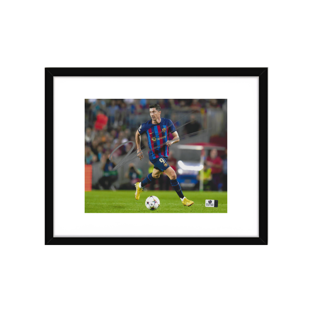 Robert Lewandowski Autographed 8x10 Photo Art Print - Fan Freaks