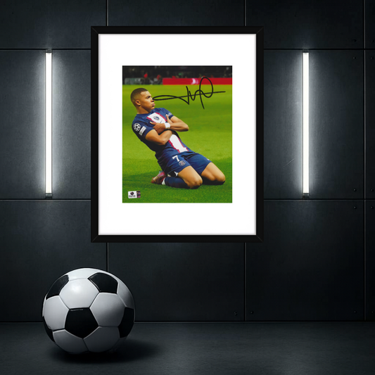 Kylian Mbappé Paris Saint-Germain Autographed 8x10 Photo With COA