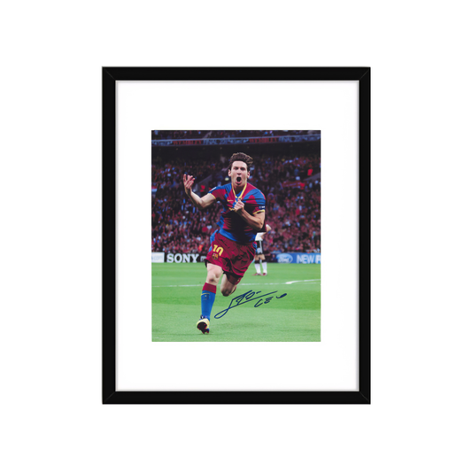 Lionel Messi Autographed 8x10 Photo Art Print - Fan Freaks
