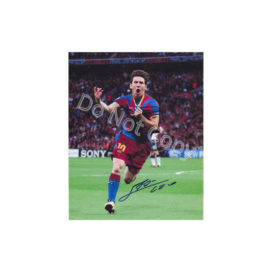 Lionel Messi Autographed 8x10 Photo Reprint - Fan Freaks