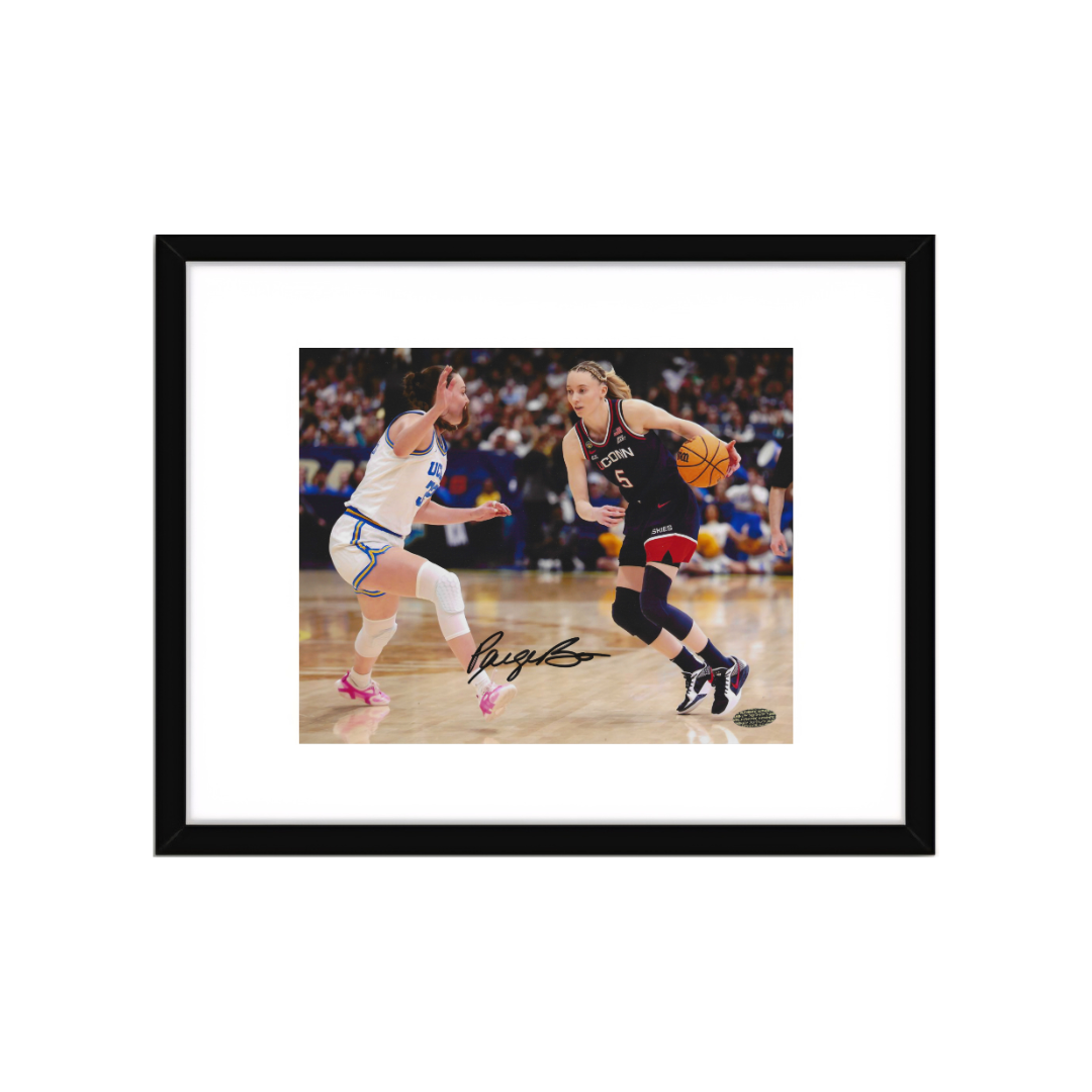 Paige Bueckers autographed 8x10 photo Art Print - Fan Freaks