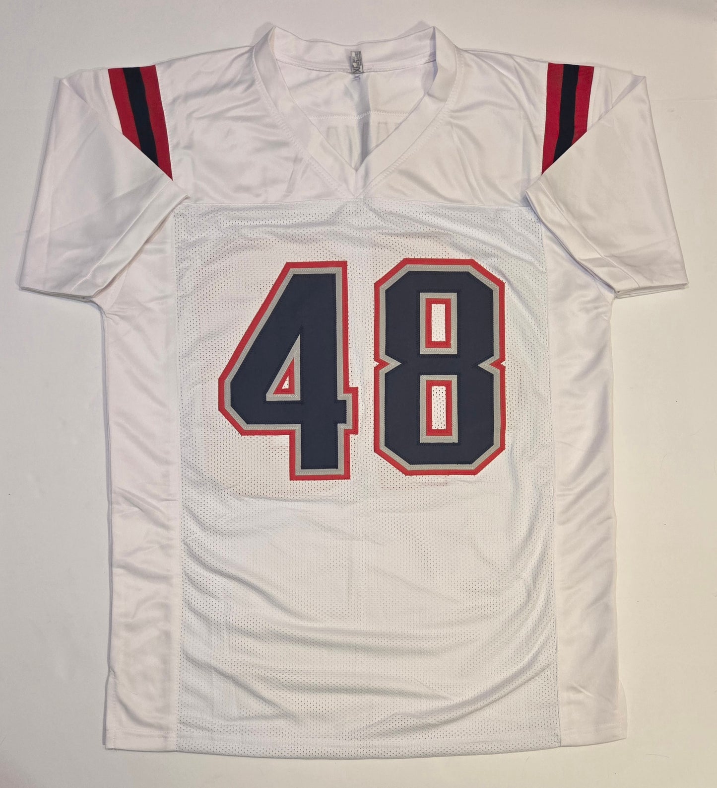 Jehlani Tavai New England Patriots Autographed Custom Football Jersey Hologram (XL)