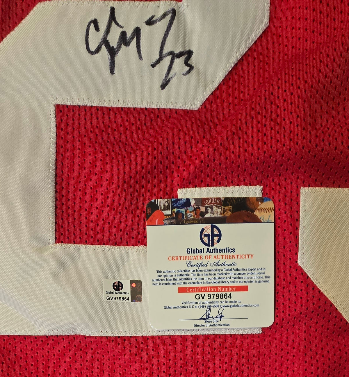San Francisco 49ers Christian McCaffrey autographed custom jersey with Global Authentics GV979864