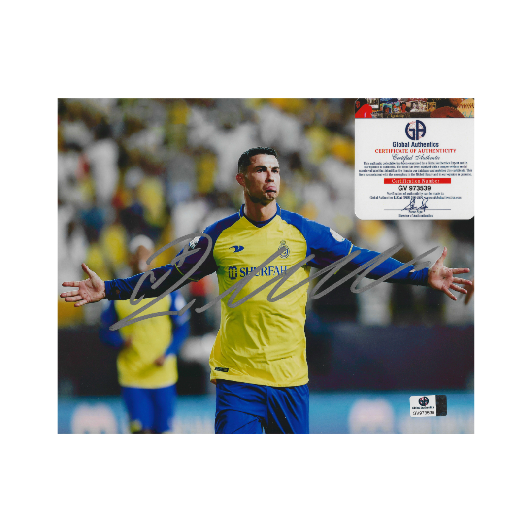 Cristiano Ronaldo Al Nassr FC Autographed 8x10 Photo coa W/Frame