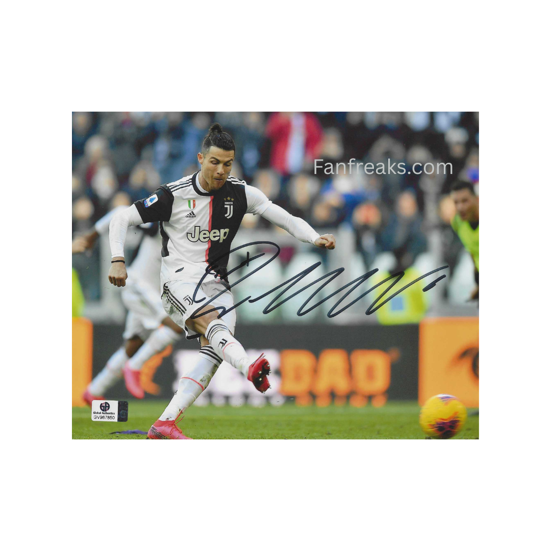 Cristiano Ronaldo Juventus FC Signed 8x10 Art Print
