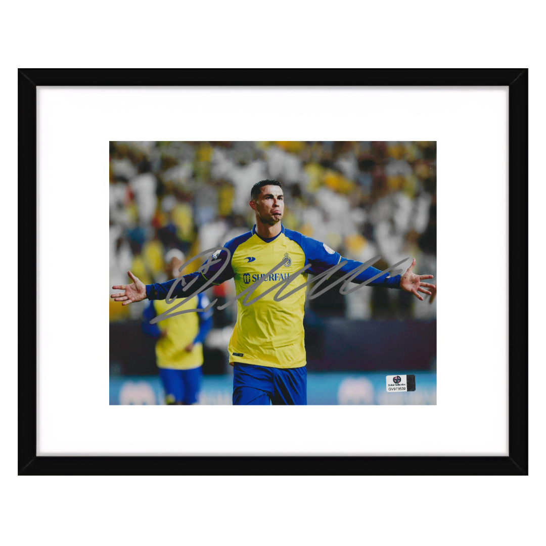 Cristiano Ronaldo Al Nassr FC Autographed 8x10 Photo coa W/Frame