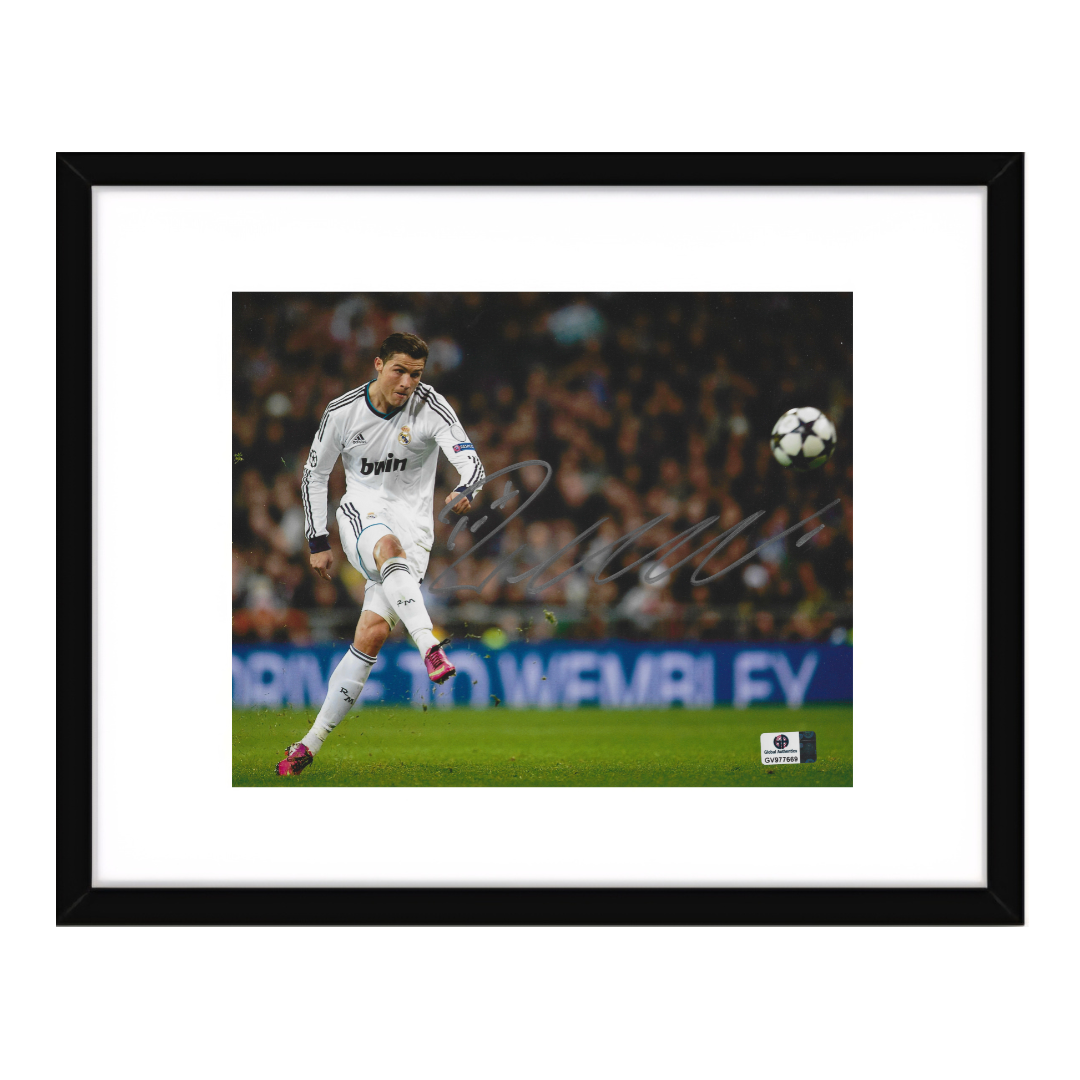 Cristiano Ronaldo Autographed 8x10 Photo COA Framed