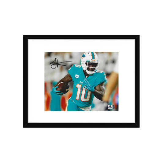 Tyreek Hill Miami Dolphins Autographed 8x10 Photo Art Print - Fan Freaks