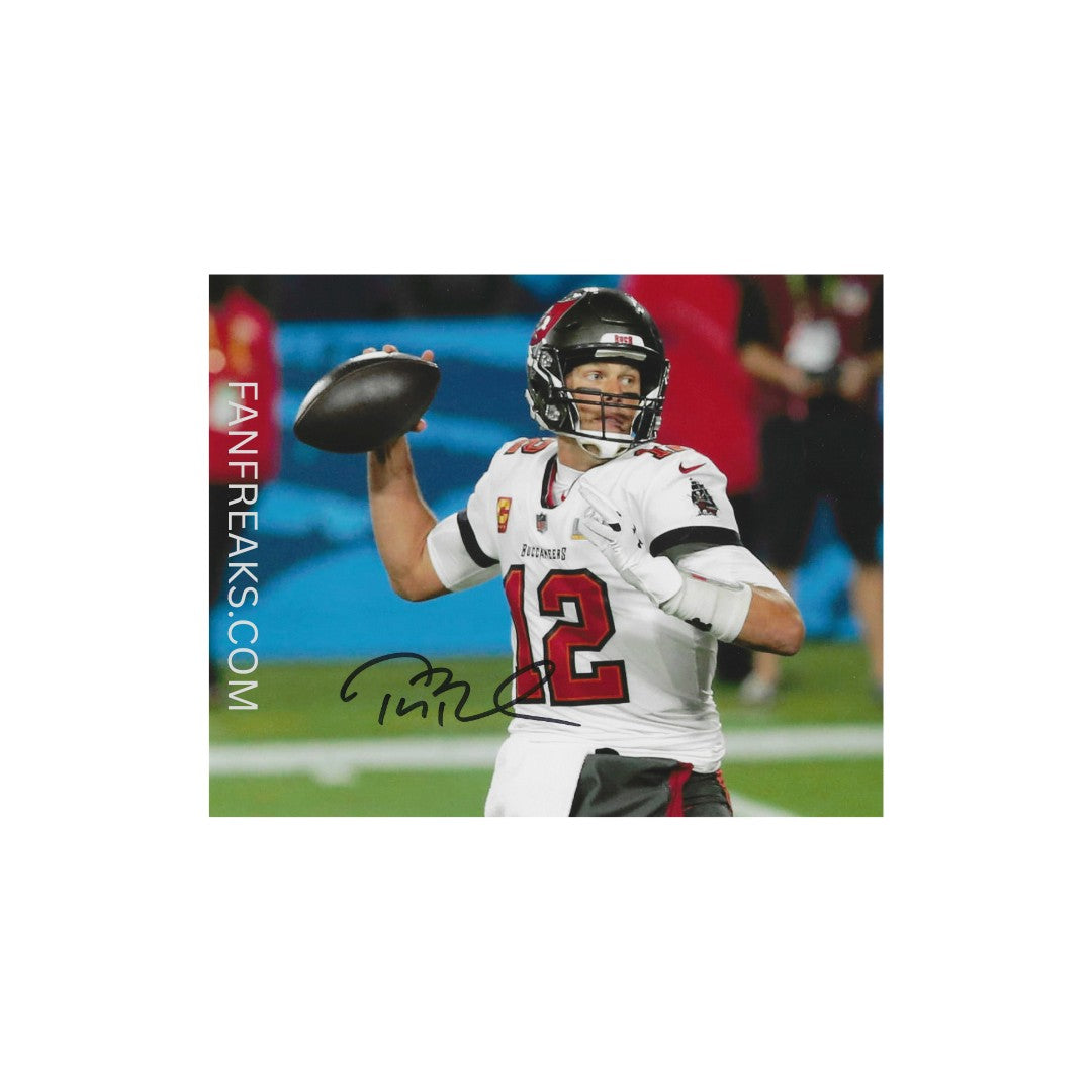 Tom Brady Of The Tampa Bay Buccaneers Signed Autographed 8x10 Photo Reprint - Fan Freaks
