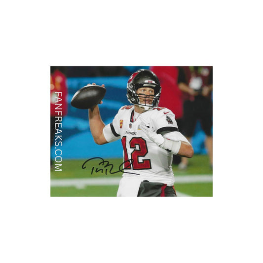 Tom Brady Of The Tampa Bay Buccaneers Signed Autographed 8x10 Photo Reprint - Fan Freaks