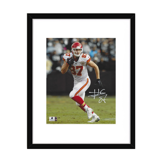 Travis Kelce Kansas City Chiefs Autographed 8x10 Photo COA Framed