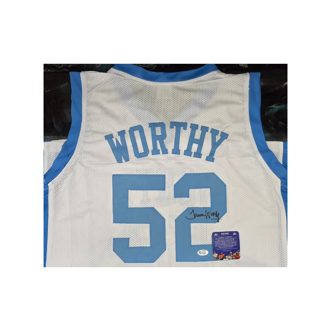James Worthy North Carolina Tar Heels #52 White Jersey - Fan Freaks
