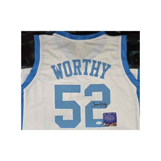 James Worthy North Carolina Tar Heels #52 White Jersey - Fan Freaks